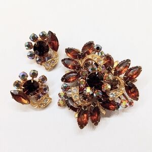 Vintage Rootbeer Rhinestone Brooch Earrings Set